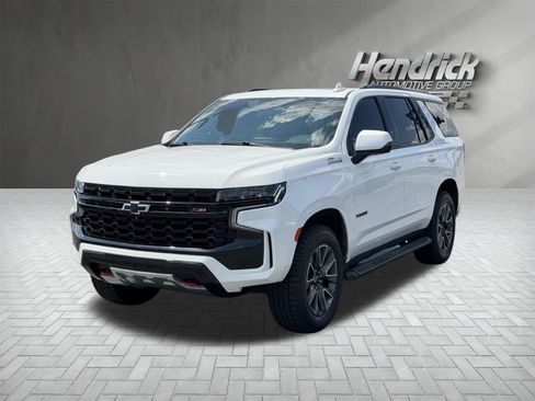 Used 2023 Chevrolet Tahoe Z71 w/ Luxury Package AWD/4WD image 5