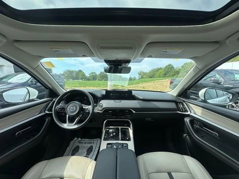 Used 2024 MAZDA CX-90 Plug-In Hybrid w/ Premium Pkg image 2