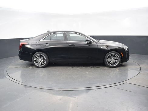 Used 2022 Cadillac CT4 Premium Luxury image 7