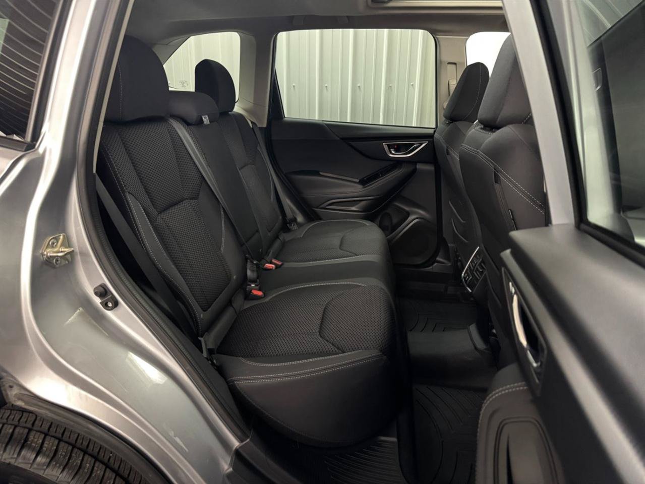 Used 2020 Subaru Forester Premium AWD/4WD image 10