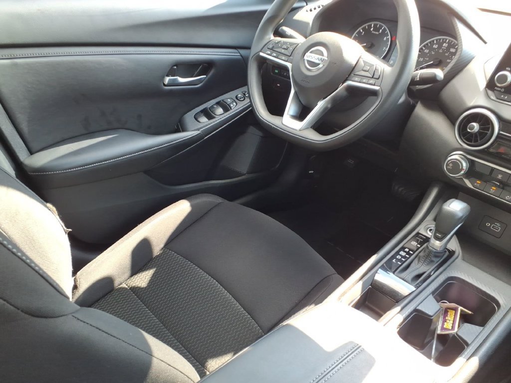 Used 2023 Nissan Sentra S FWD image 9