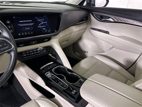 Used 2023 Buick Envision Avenir image 36