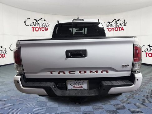 Used 2022 Toyota Tacoma TRD Sport w/ Technology Package RWD image 6