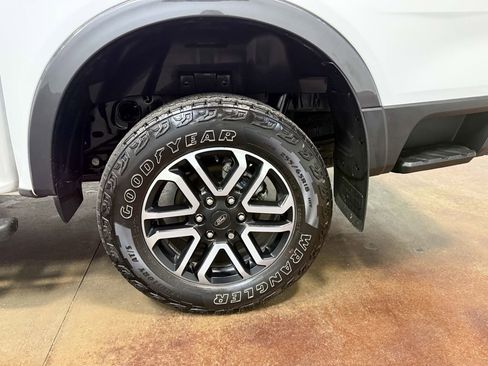 Used 2024 Ford Ranger Lariat w/ FX4 Off-Road Package image 88