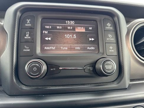 Certified 2021 Jeep Gladiator Sport image 21