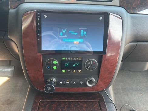 Used 2009 GMC Yukon Denali AWD/4WD image 19