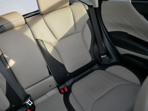 Used 2024 Subaru Forester Limited image 14