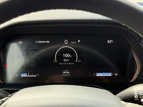 Certified 2025 Jeep Grand Cherokee L Limited w/ Black Appearance Package RWD image 17