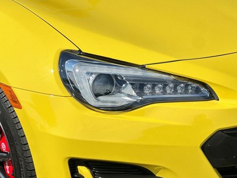 Used 2017 Subaru BRZ Series.Yellow image 10