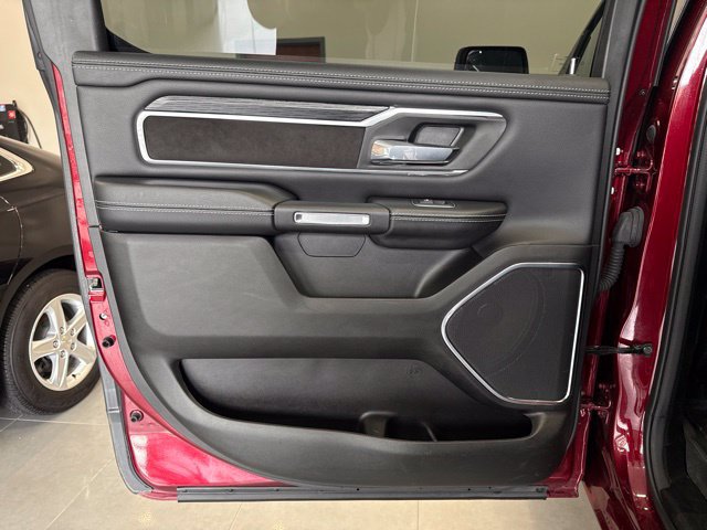 Used 2024 RAM 1500 Laramie AWD/4WD image 36
