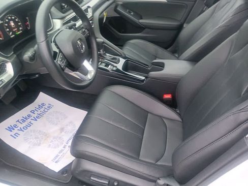 Used 2025 Acura Integra FWD image 16