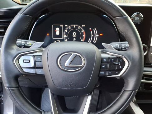 Used 2023 Lexus RX 350 Premium image 20