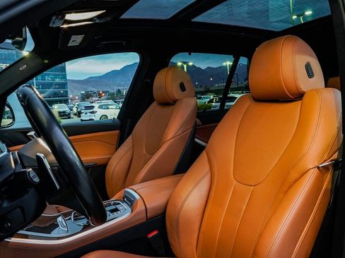 Used 2022 BMW X5 xDrive45e w/ M Sport Package image 17