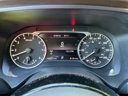 Used 2023 Nissan Rogue SV AWD/4WD image 19