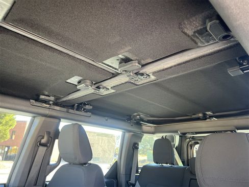 New 2025 Ford Bronco 4-Door w/ Sasquatch Package image 34