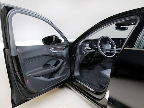 Used 2025 Audi A5 2.0T Premium Plus w/ Premium Plus AWD/4WD image 20