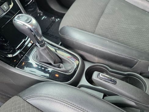Used 2019 Buick Encore Preferred FWD image 19
