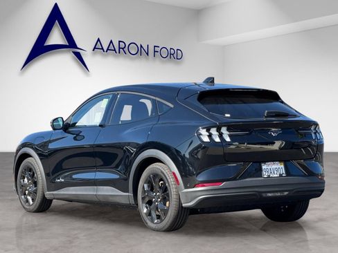 Used 2024 Ford Mustang Mach-E Select w/ Comfort Package Lite image 4