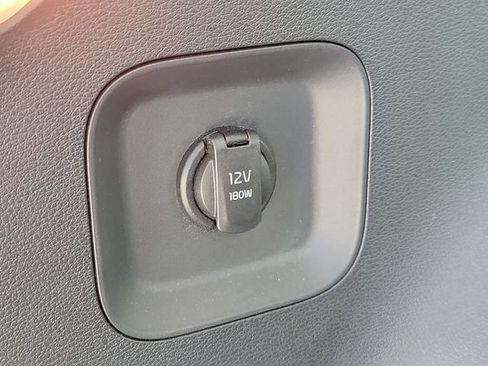 Certified 2024 Kia Sportage EX FWD image 8
