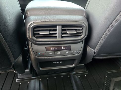 Certified 2025 Honda Pilot EX-L image 24