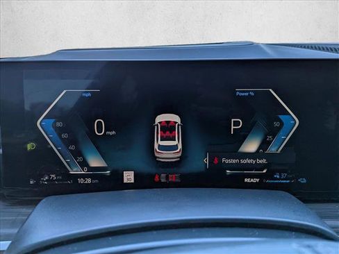 Used 2026 BMW X5 xDrive50e w/ Executive Package image 11