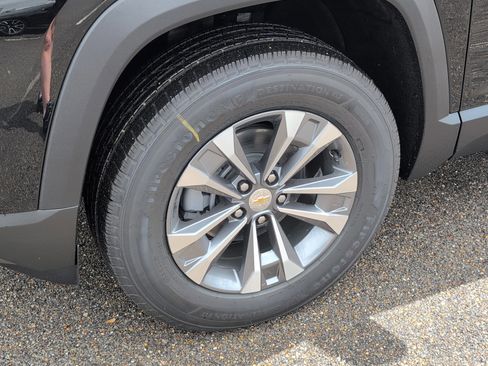 New 2026 Chevrolet Equinox LT w/ Safety and Technology Package FWD image 12