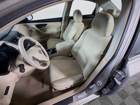 Used 2013 Nissan Altima 2.5 S FWD image 17