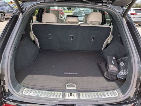Used 2025 Genesis Electrified GV70 w/ Prestige Package AWD/4WD image 14