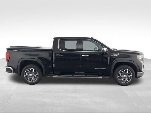 Used 2023 GMC Sierra 1500 SLT w/ SLT Premium Package AWD/4WD image 10
