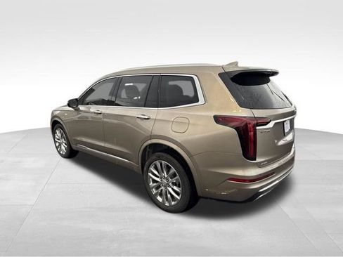 Certified 2023 Cadillac XT6 Premium Luxury w/ Technology Package AWD/4WD image 6