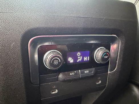 Used 2021 Chevrolet Tahoe LT image 30