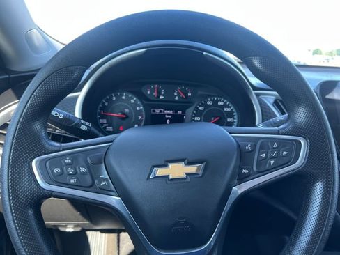 Used 2023 Chevrolet Malibu LS FWD image 21