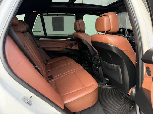 Used 2012 BMW X5 xDrive35i image 12