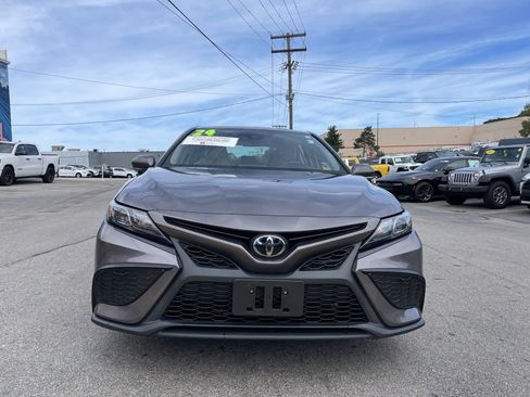 Certified 2024 Toyota Camry SE AWD/4WD image 5