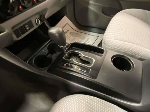 Used 2013 Toyota Tacoma 2WD Access Cab image 15