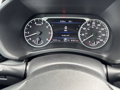 Used 2024 Nissan Sentra SV FWD image 17