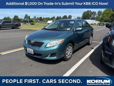 Used 2010 Toyota Corolla LE FWD image 1