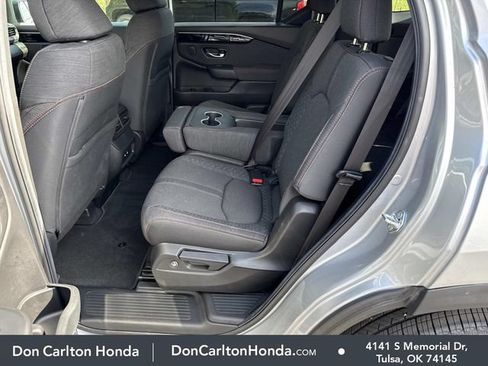 Used 2026 Honda Pilot Sport image 14