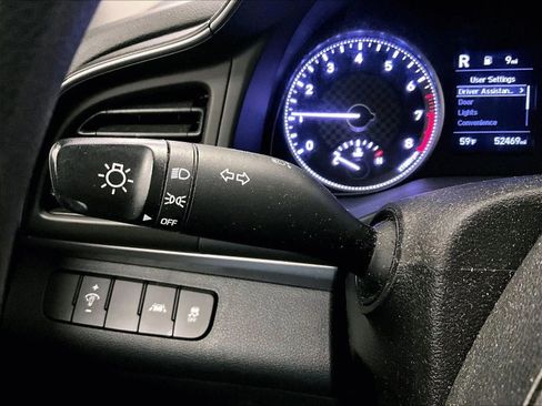 Used 2020 Hyundai Elantra SE w/ Cargo Package (C1) image 30