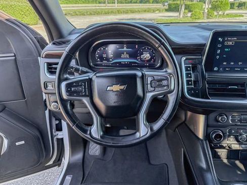 Used 2023 Chevrolet Suburban Premier RWD image 20