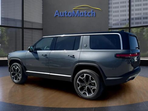 Used 2025 Rivian R1S Adventure AWD/4WD image 7