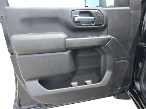 Used 2024 Chevrolet Silverado 2500 Custom w/ Custom Value Package AWD/4WD image 12