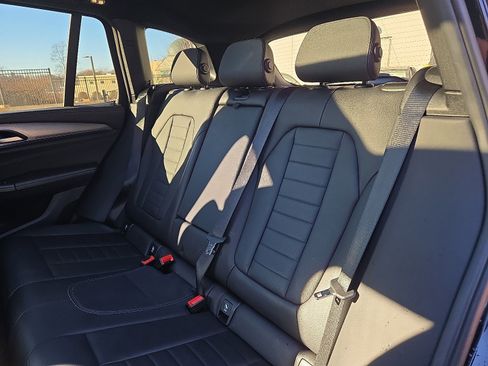 Used 2018 BMW X3 M40i image 11