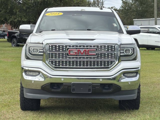 Used 2018 GMC Sierra 1500 SLT AWD/4WD image 3