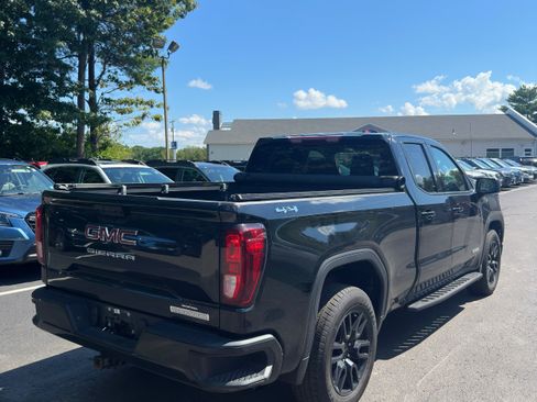 Used 2025 GMC Sierra 1500 Elevation AWD/4WD image 5