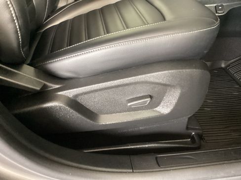 Used 2023 Ford Edge SEL w/ Convenience Package AWD/4WD image 10