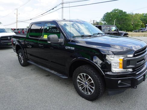 Used 2018 Ford F150 XLT w/ Equipment Group 302A Luxury AWD/4WD image 2