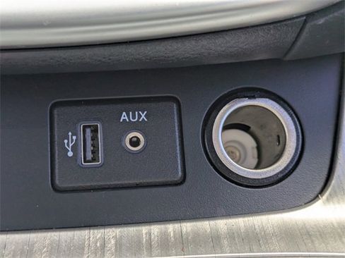 Used 2018 Nissan Murano SV w/ Premium Package image 24