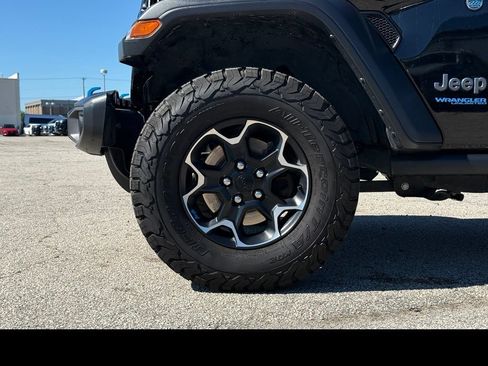 Used 2022 Jeep Wrangler Unlimited Rubicon 4xe w/ Cold Weather Group AWD/4WD image 2