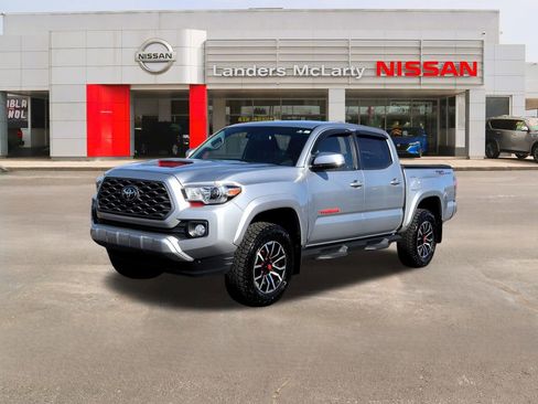 Used 2021 Toyota Tacoma TRD Sport w/ Technology Package image 7